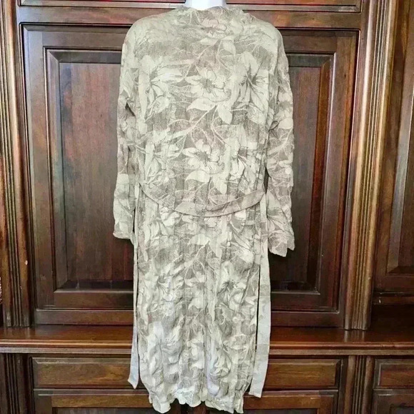 NWT! Zara Beige Floral Dress Size Small - Picture 8 of 16